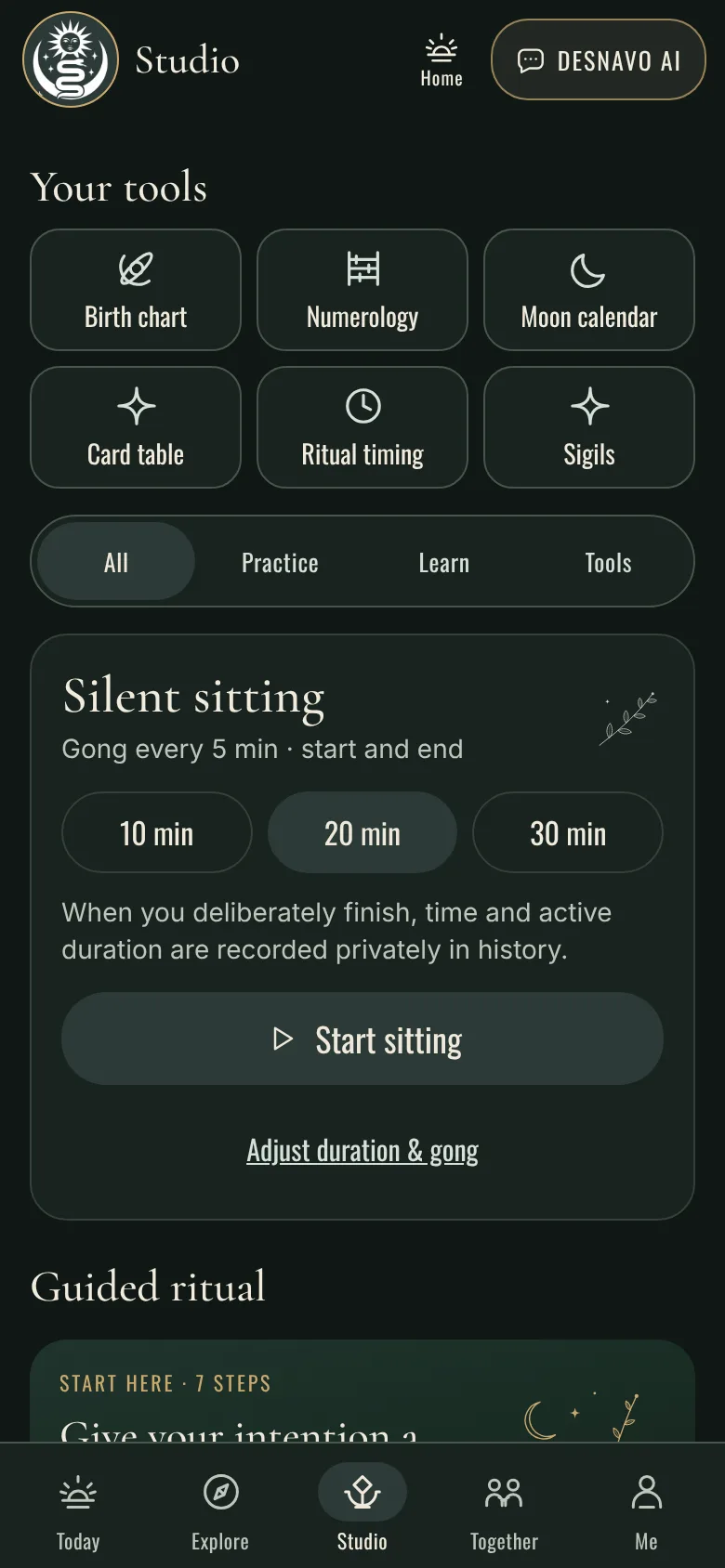 Studio: tools, silent sitting with a selectable duration and the start of the session.
